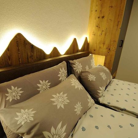 Chalet Lucky Exclusive By Livigno Accomodation Exterior foto